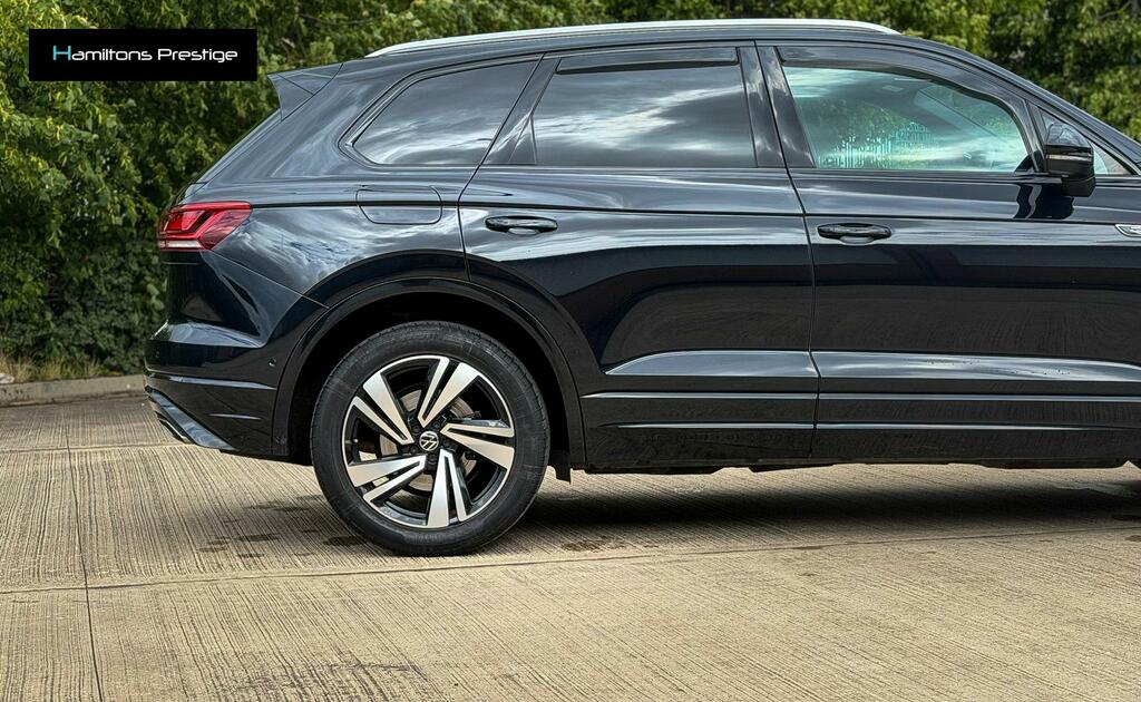 Volkswagen Touareg R-line Tech AO19ANP Black #6