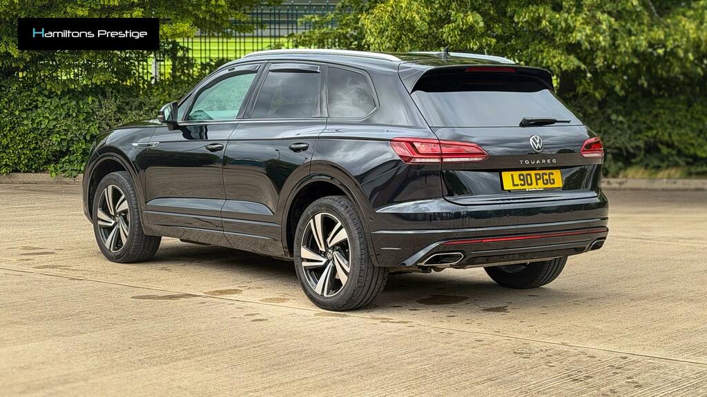 Volkswagen Touareg R-line Tech AO19ANP Black #4