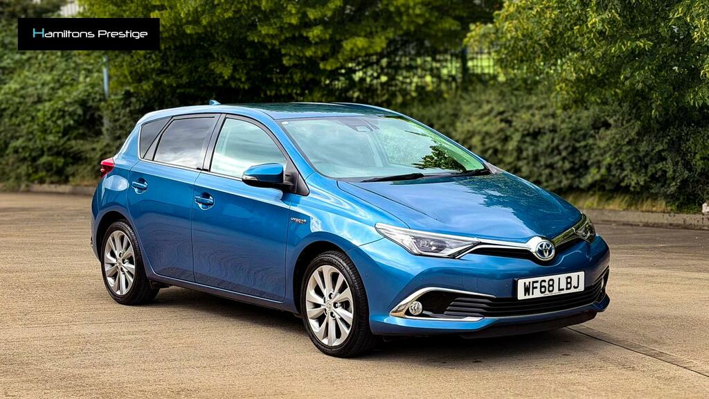 Toyota Auris Excel Blue #5