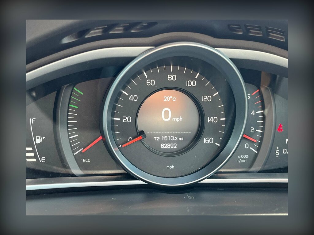 Volvo V40 Cross Country 2.0 D2 Lux Hatchback Euro 6 Ss YL15GWP Silver #4