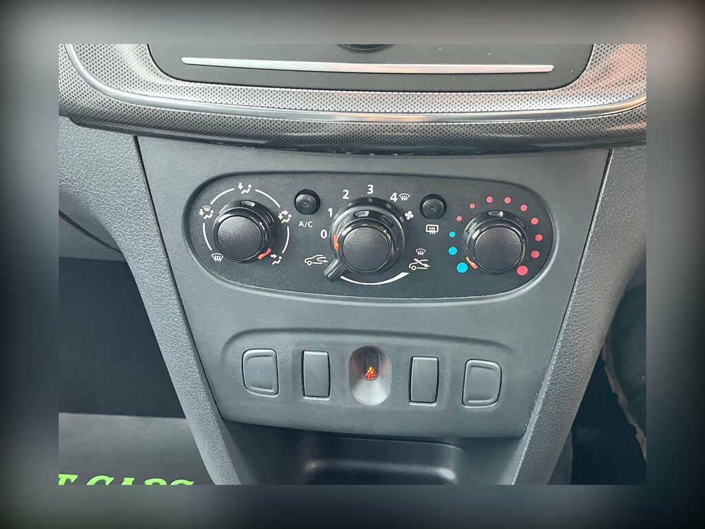 Dacia Sandero Stepway 0.9 Tce Essential Hatchback Euro VN69JTV Blue #5