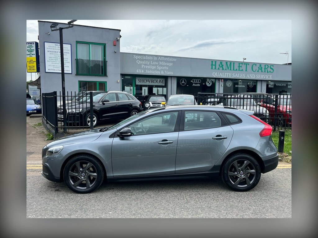 Volvo V40 Cross Country 2.0 D2 Lux Hatchback Euro 6 Ss BV65SNU Grey #2
