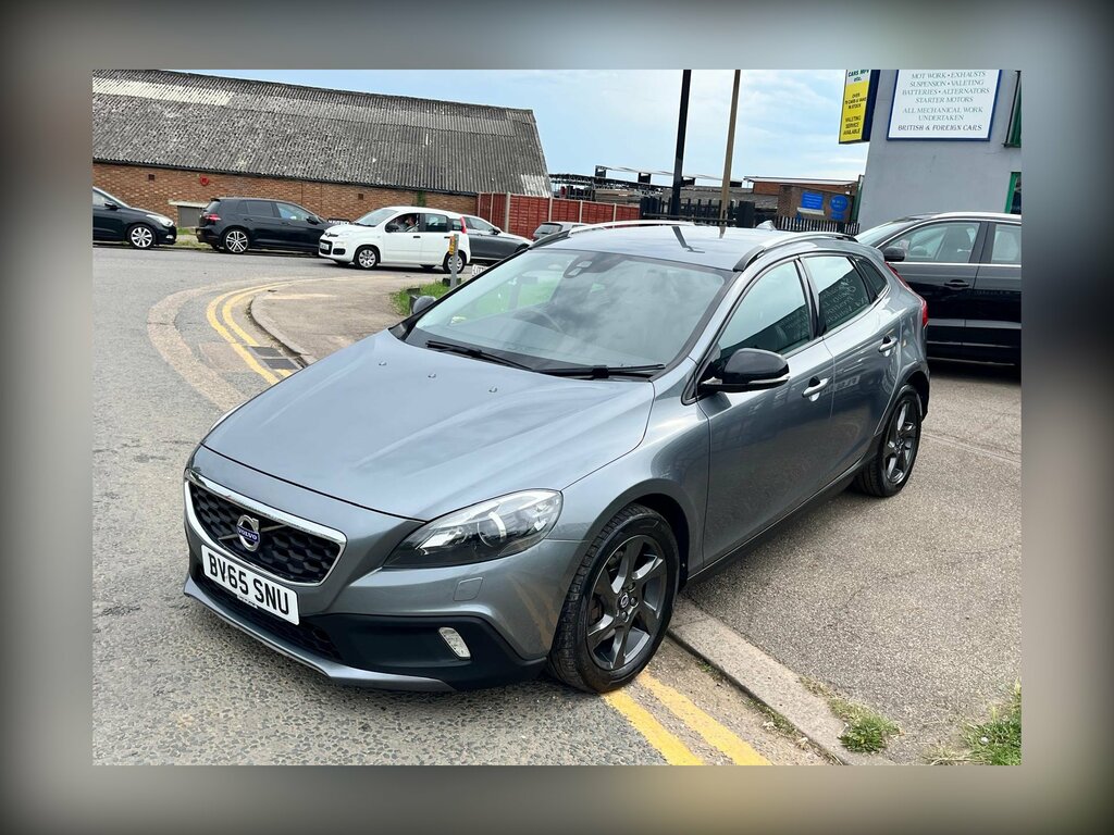 Volvo V40 Cross Country 2.0 D2 Lux Hatchback Euro 6 Ss BV65SNU Grey #3