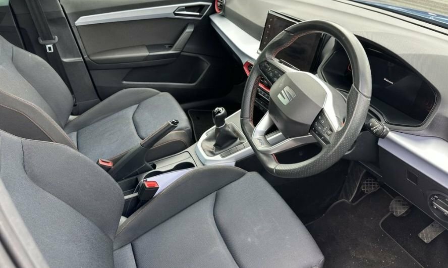 Seat Arona 1L Fr DG23HRK Blue #4