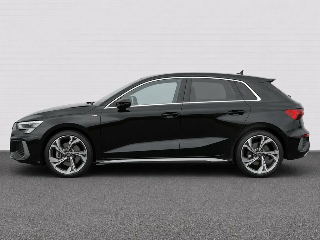 Audi A3 1.5L S Line VN22OKO Black #2