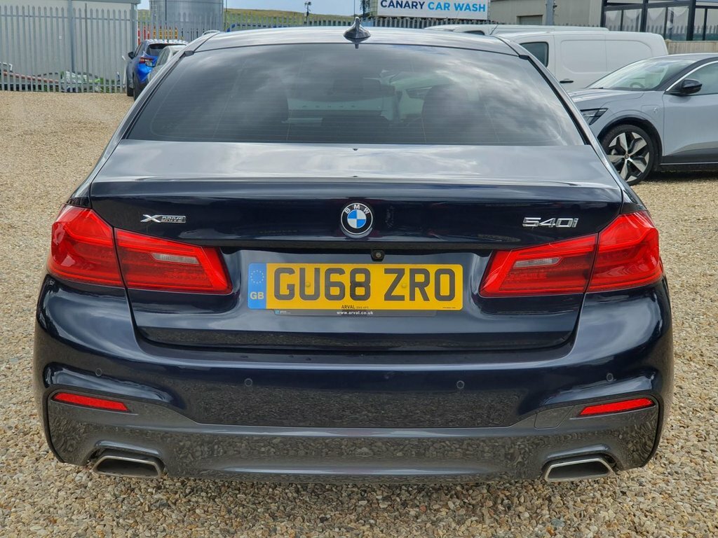 BMW 5 Series 3L M Sport Black #6