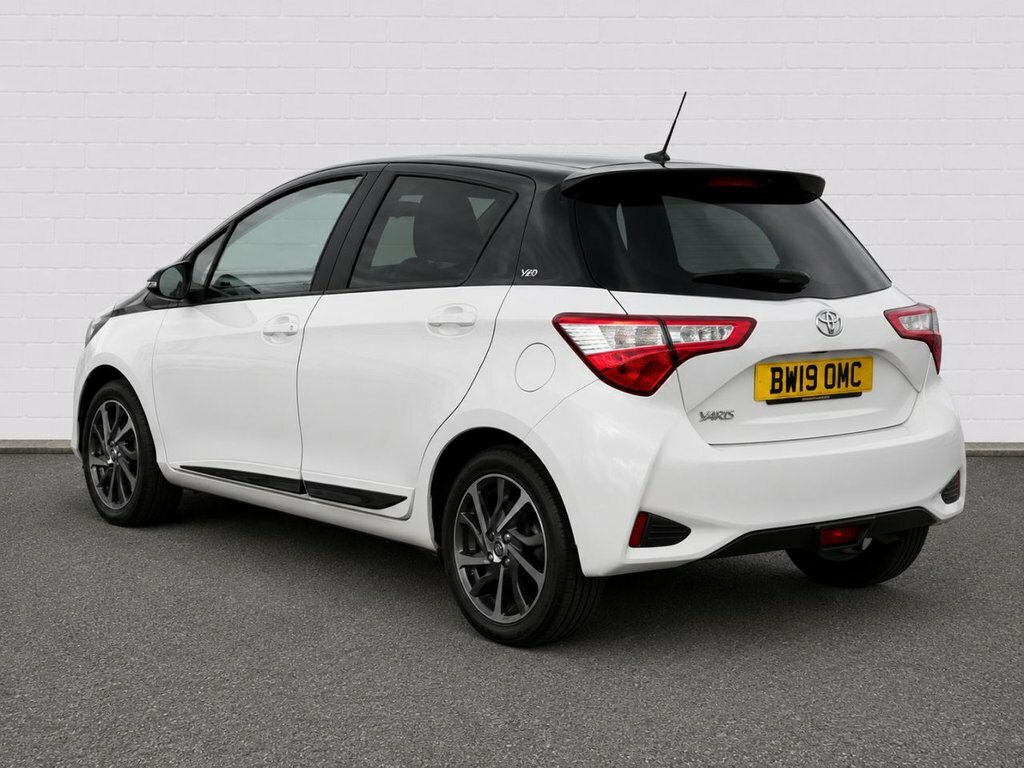 Toyota Yaris 1.5L Y20 BW19OMC White #2