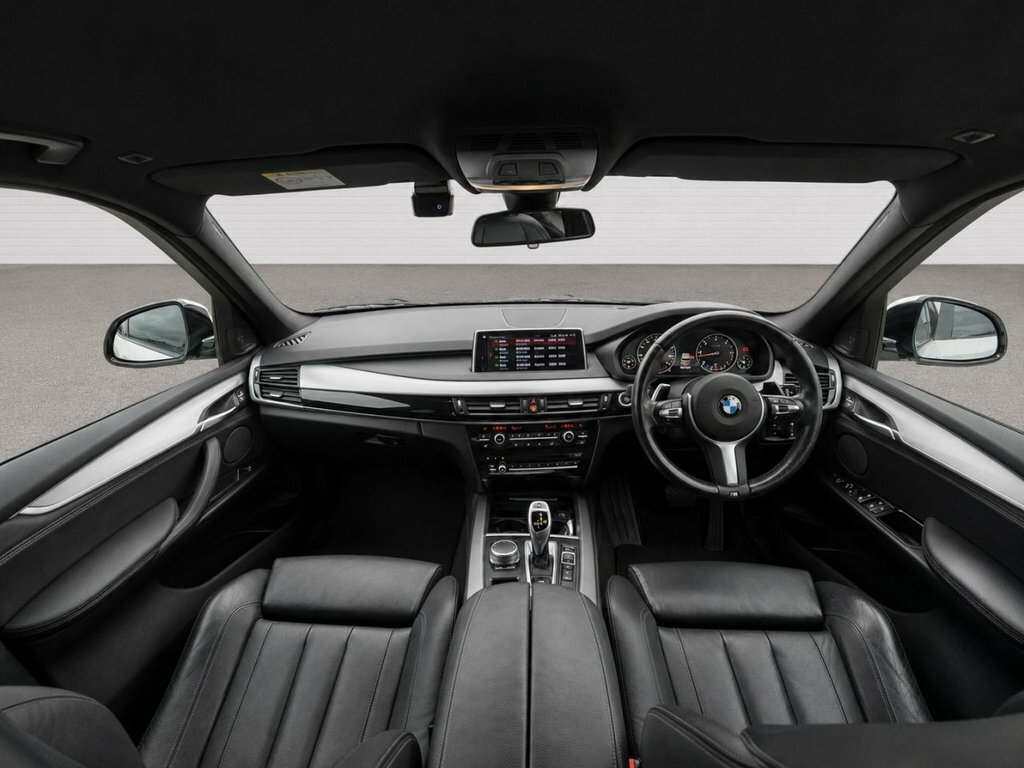 BMW X5 3L M Sport White #5
