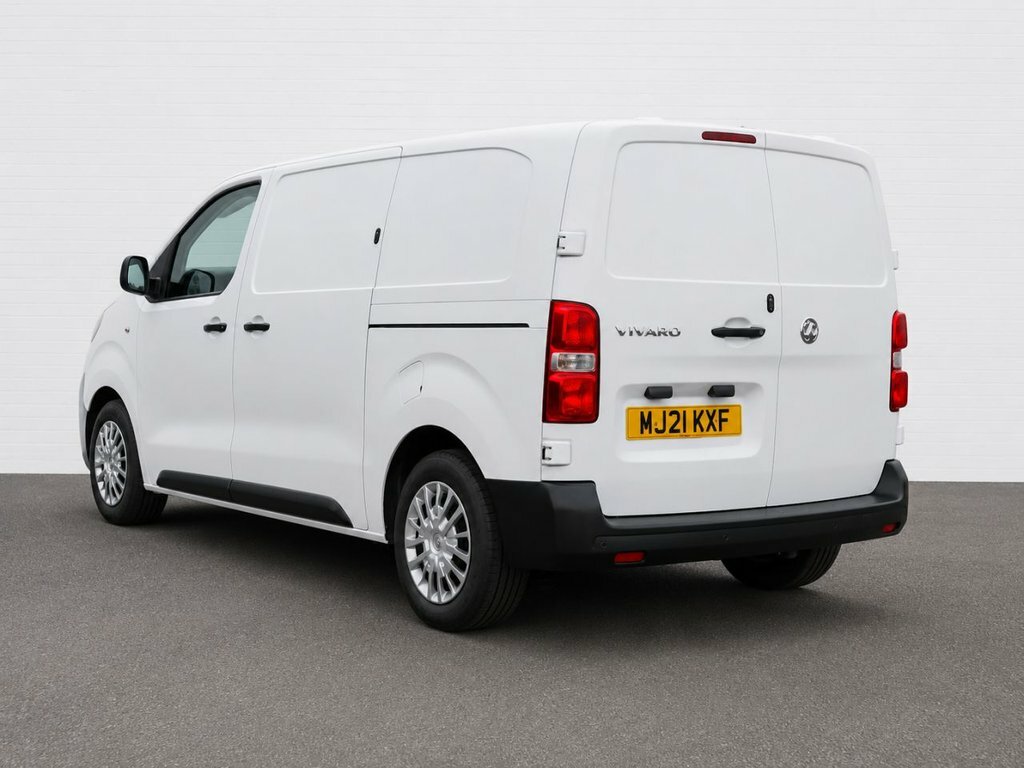 Vauxhall Vivaro 1.5L Dynamic 6Dr White #2