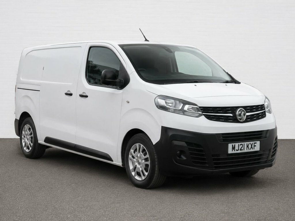 Vauxhall Vivaro 1.5L Dynamic 6Dr White