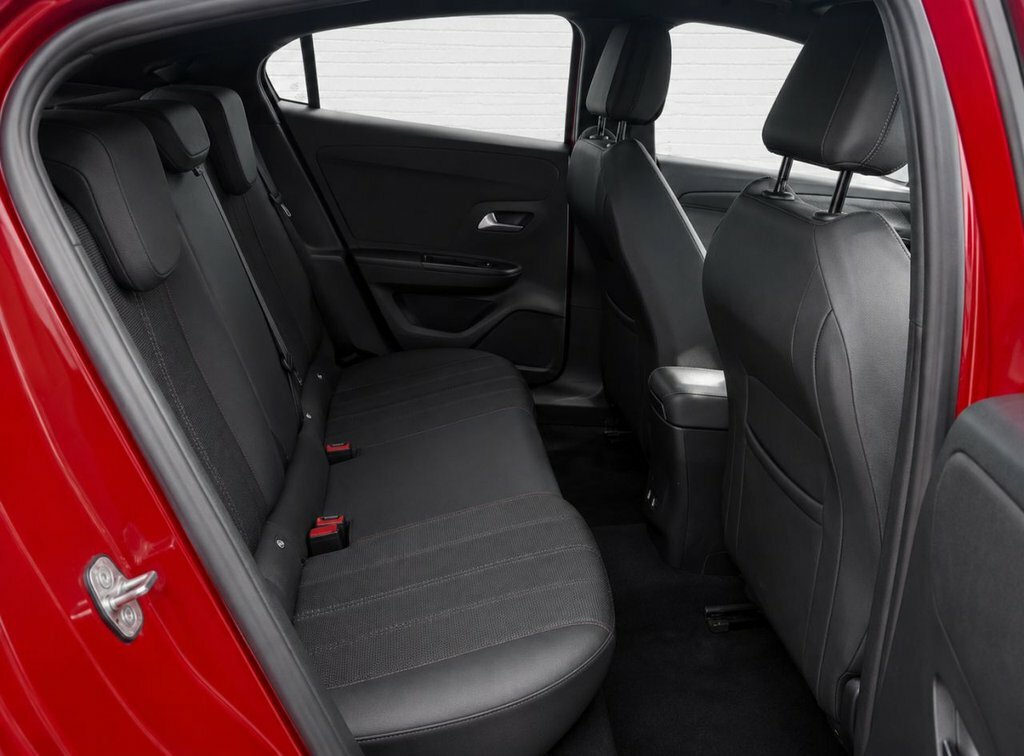 Vauxhall Mokka 1.2L Gs DS23XWR Red #5