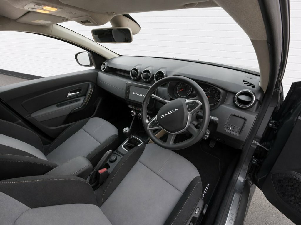 Dacia Duster 1.5L Extreme Grey #4