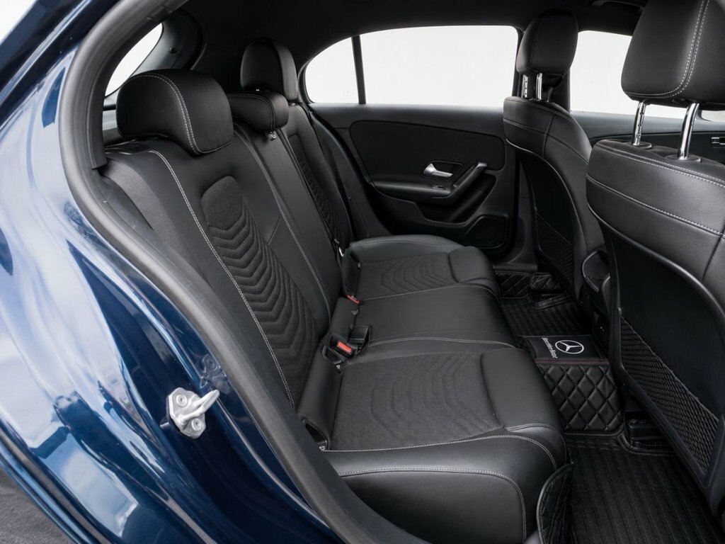 Mercedes-Benz A Class 1.3L Se BJ70HKU Blue #6