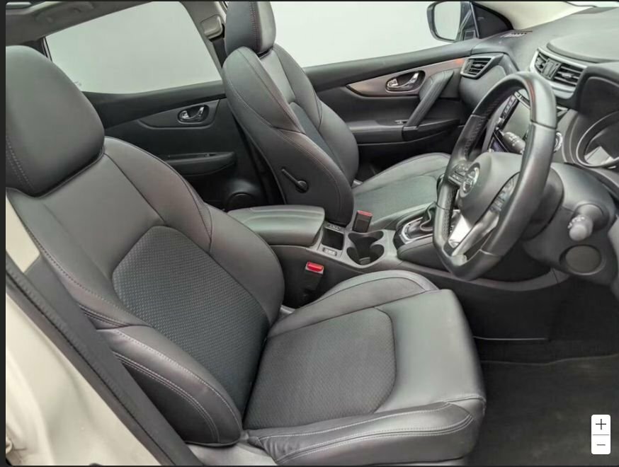Nissan Qashqai 1.3L N-connecta YB70RLX Black #5