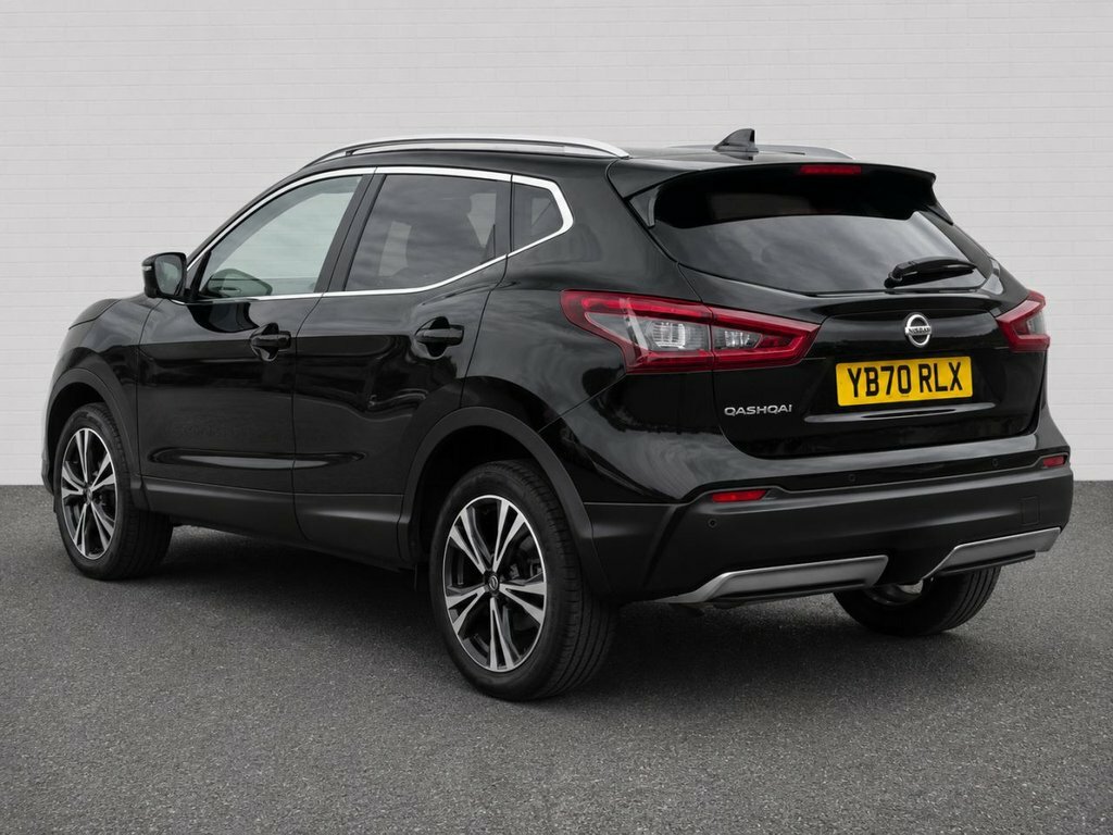 Nissan Qashqai 1.3L N-connecta YB70RLX Black #2