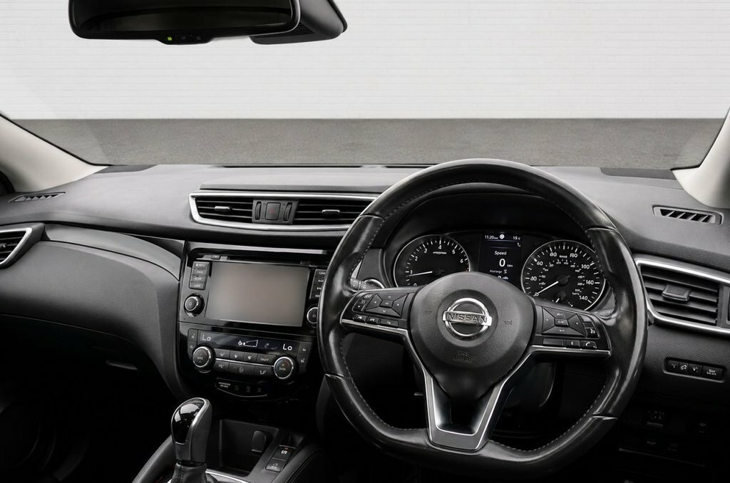Nissan Qashqai 1.3L N-connecta YB70RLX Black #4