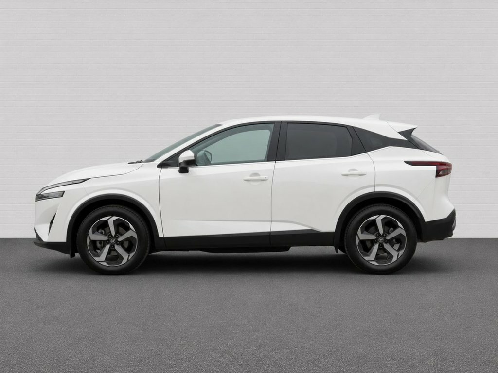 Nissan Qashqai 1.3L N-connecta FV23BFY White #3