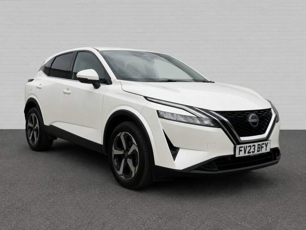 Nissan Qashqai 1.3L N-connecta FV23BFY White