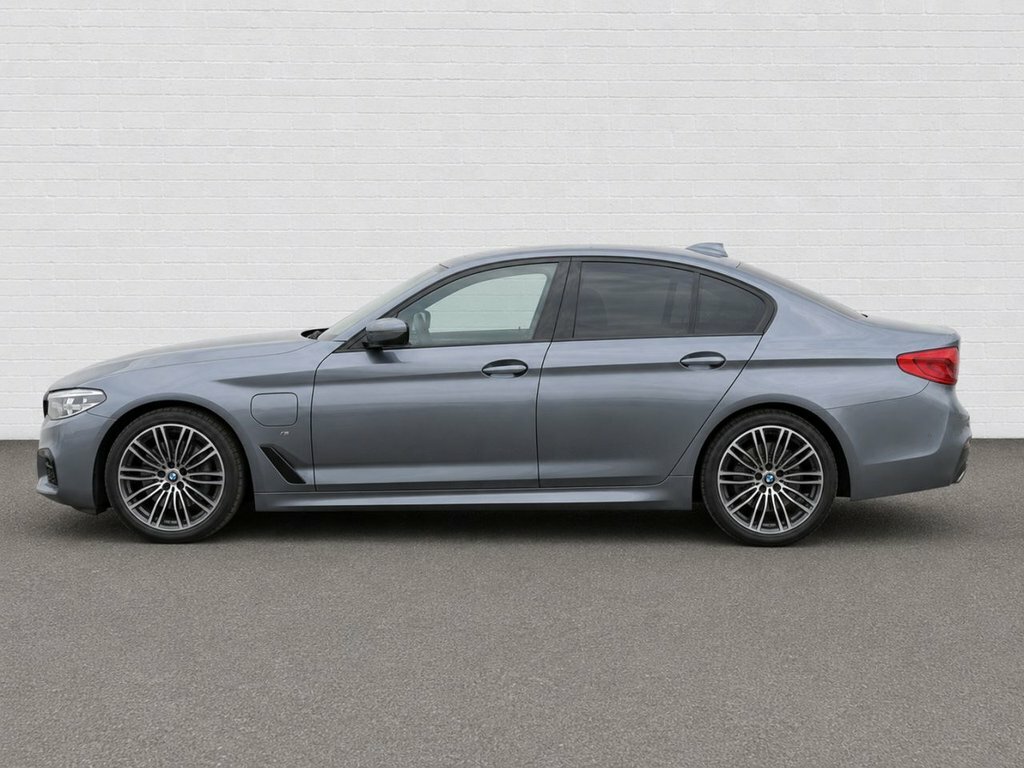 BMW 5 Series 2L M Sport Blue #3
