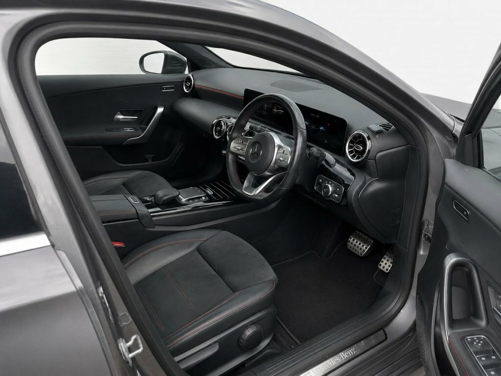 Mercedes-Benz A Class 2L Amg Line WG21KHE Grey #4