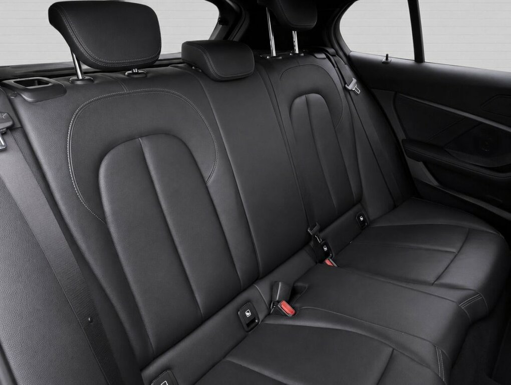 BMW 1 Series 1.5L M Sport WM22CME Black #6