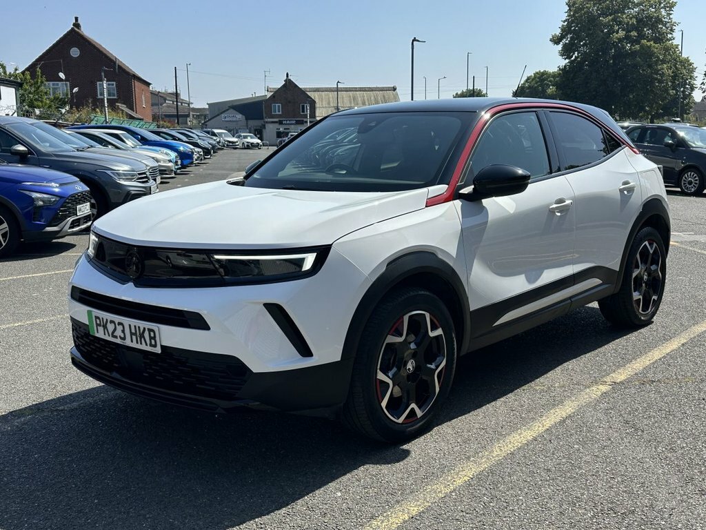 Vauxhall Mokka-e Suv PK23HKB White #4
