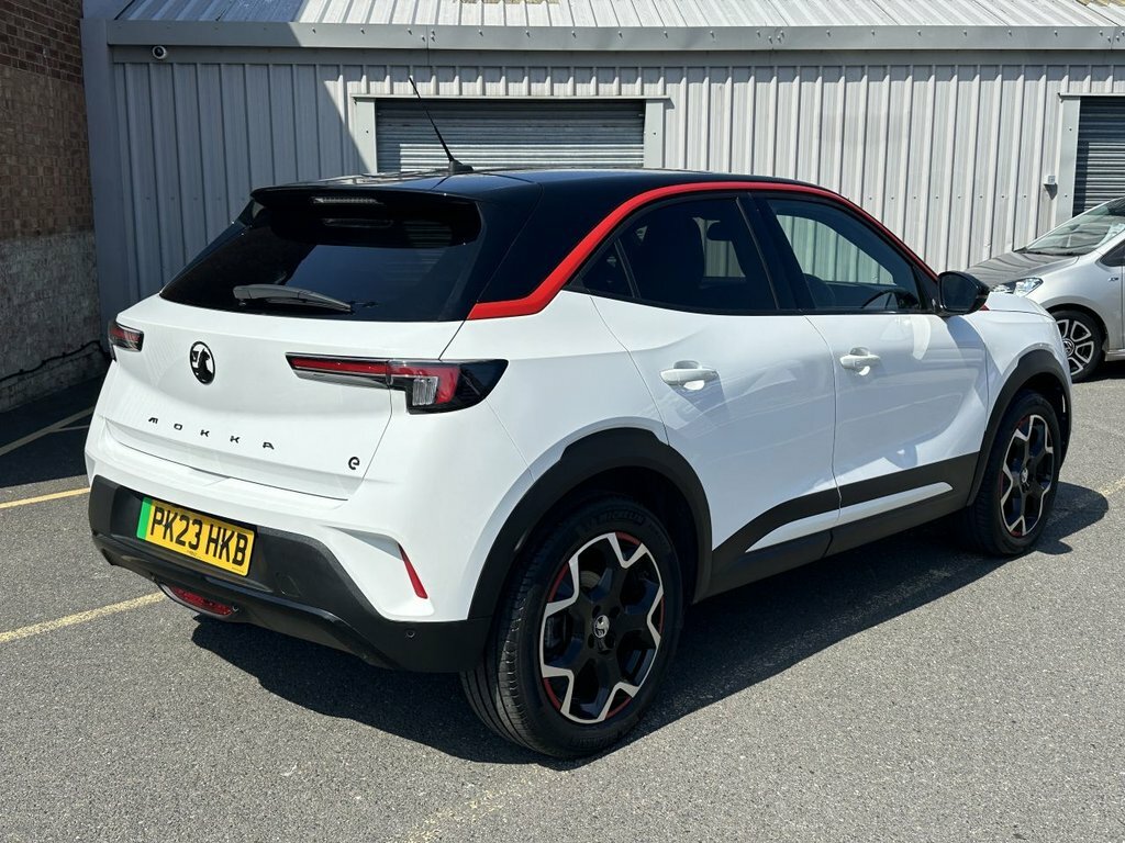 Vauxhall Mokka-e Suv PK23HKB White #5