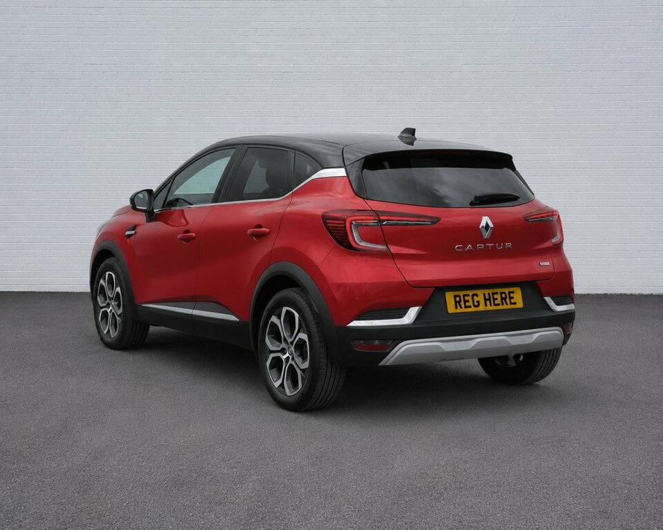 Renault Captur 1.6L Techno Red #2