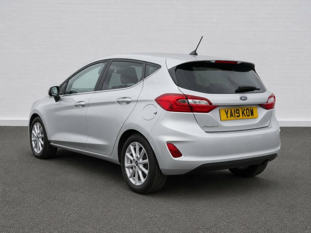 Ford Fiesta 1L Titanium YA19KOW Silver #3