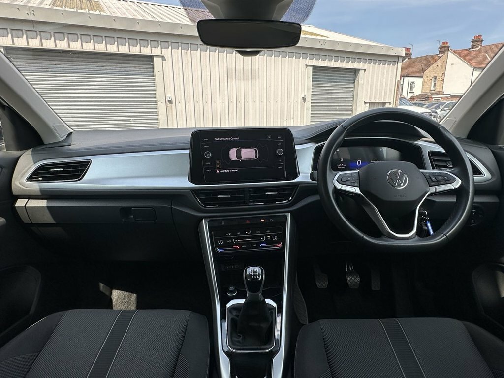 Volkswagen T-Roc 1.5L Life CA23UWX White #6