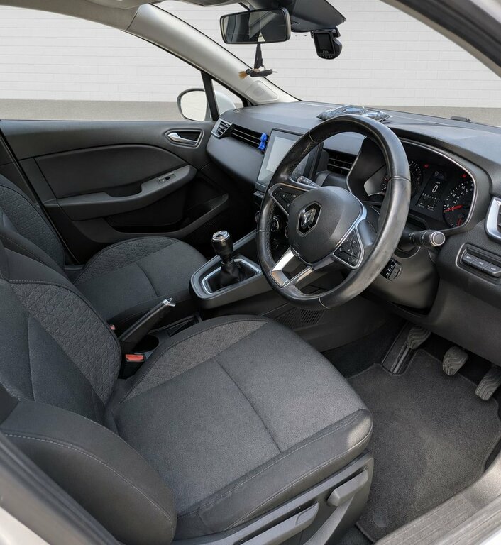 Renault Clio 1L Iconic Silver #4