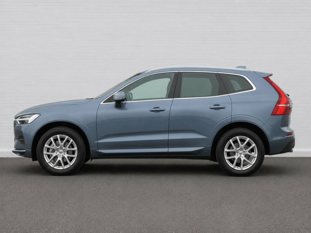 Volvo XC60 2L Momentum Blue #3