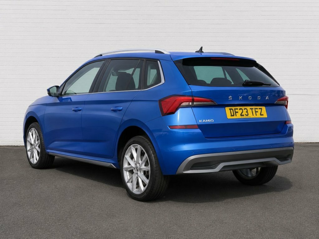 Skoda Kamiq 1.5L Se L Executive DF23TFZ Blue #2