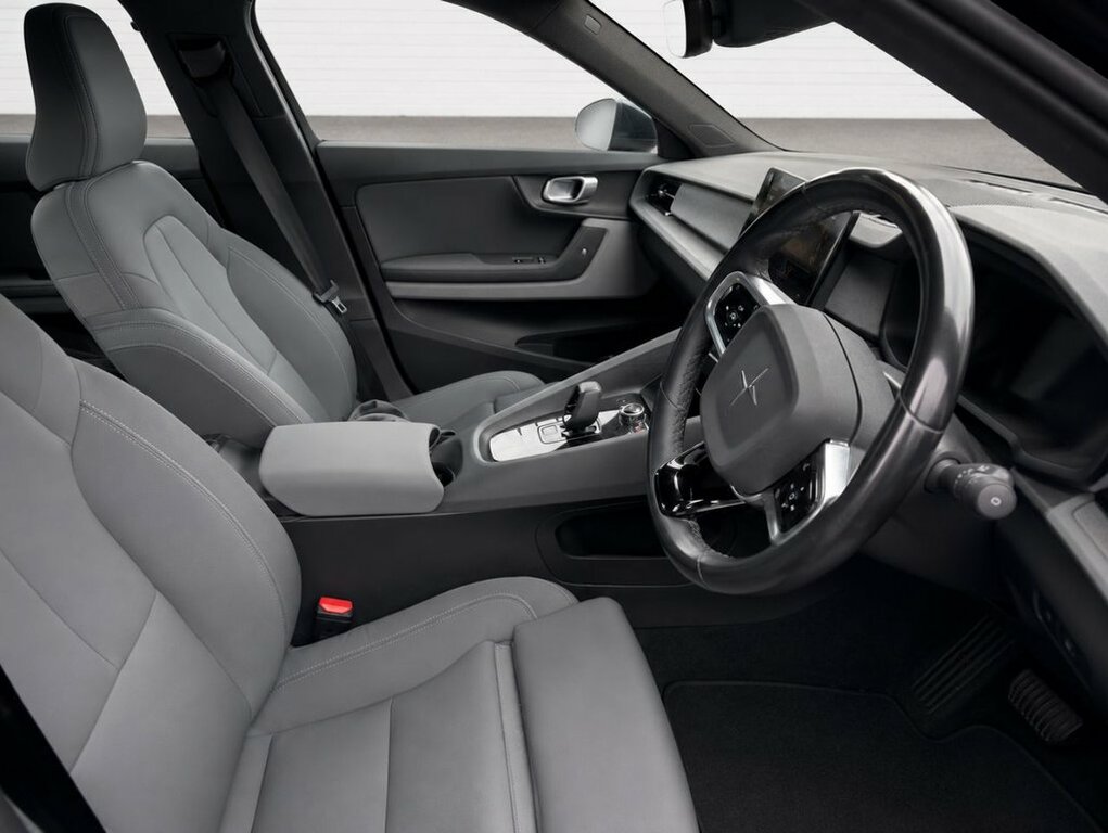 Polestar 2 Hatchback Black #5
