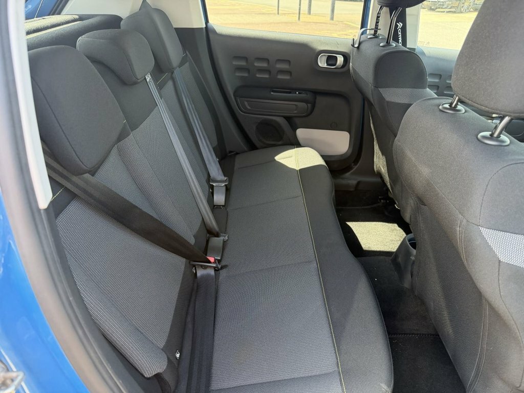 Citroen C3 1.2 Puretech Feel Euro 6 Ss Red #8