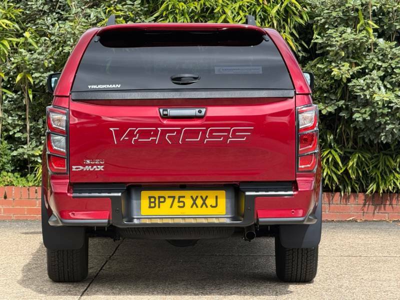 Isuzu D-Max 1.9 V-cross Double Cab 4X4 - 2025 75 BP75XXJ Red #4