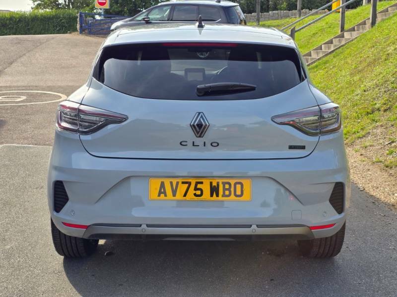 Renault Clio 1.6 E-tech Full Hybrid 145 Esprit Alpine AV75WBO Grey #5