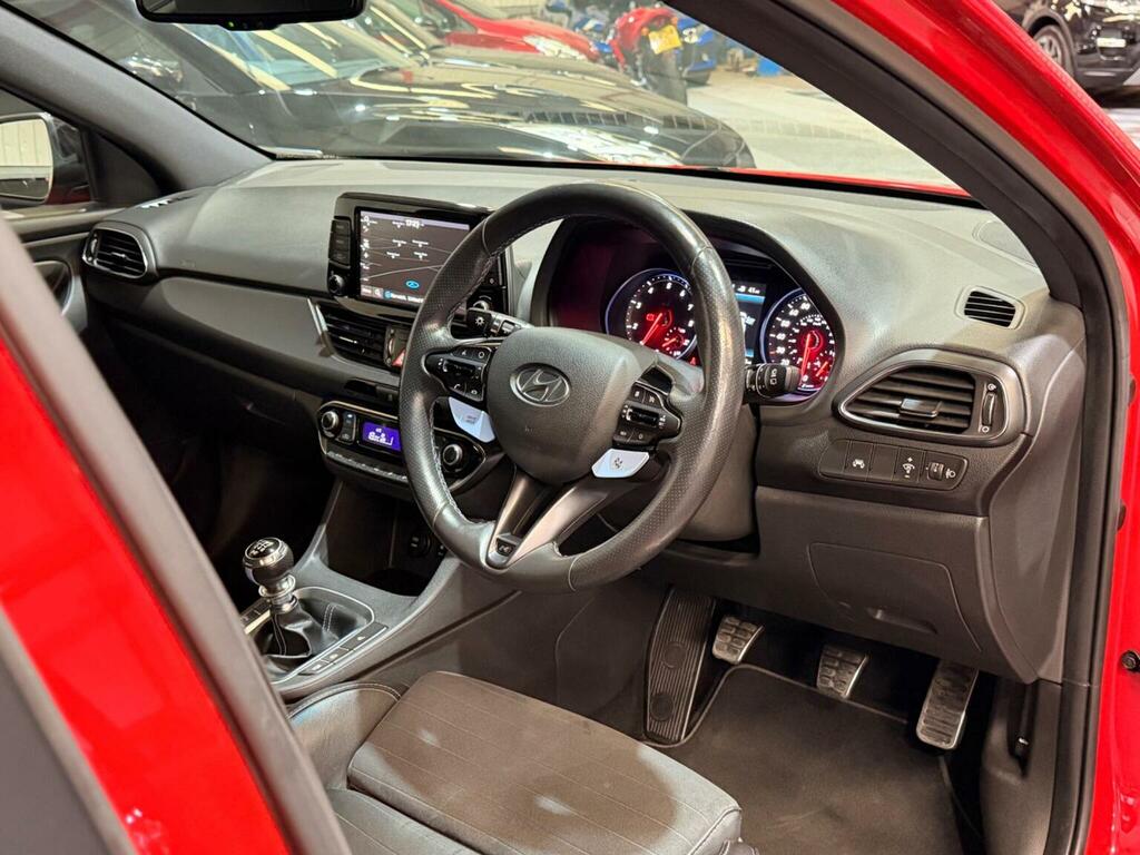 Hyundai I30 2.0 T-gdi N Performance Euro 6 Ss Red #3