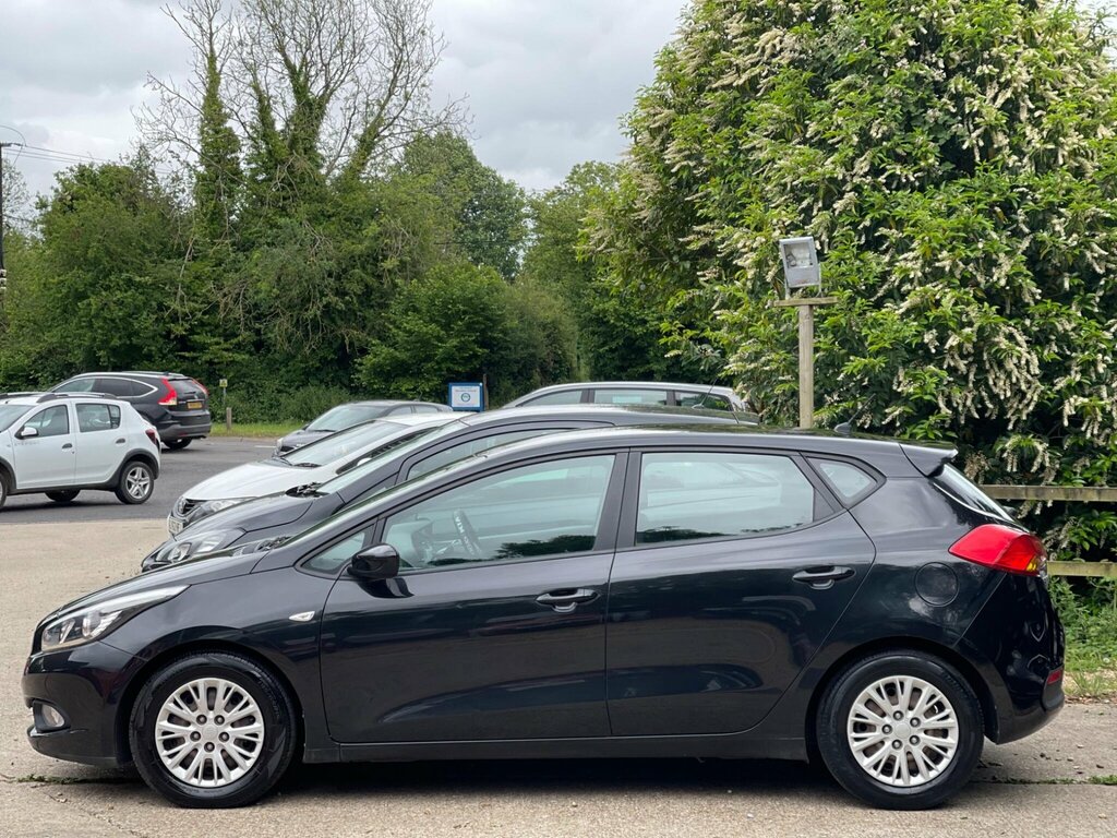 Kia Ceed 1.6 Crdi Ecodynamics 1 Euro 5 Ss Black #5