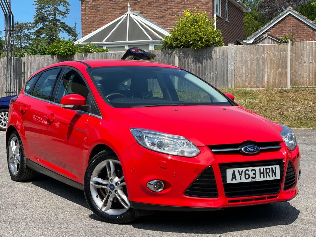 Ford Focus 1.6 Tdci Titanium X Euro 5 Ss Red