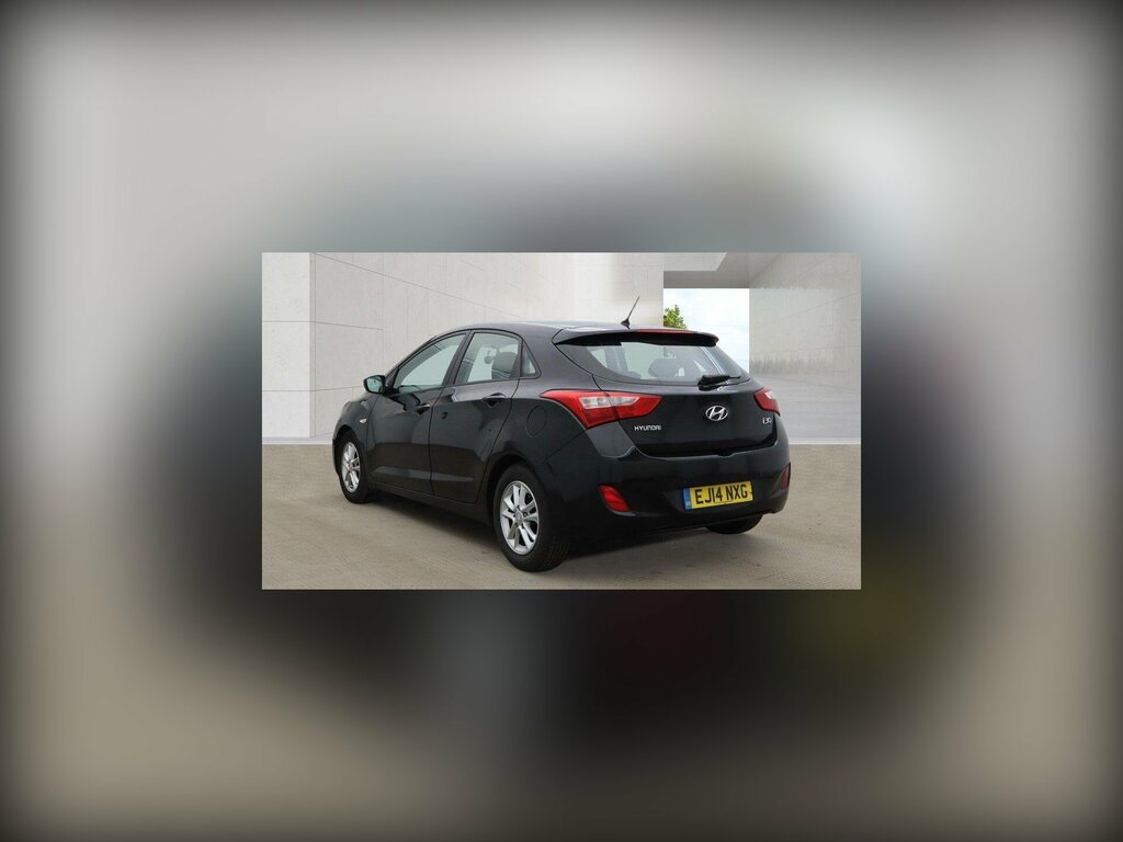 Hyundai I30 1.6 Crdi Blue Drive Active Euro 5 Ss Black #2