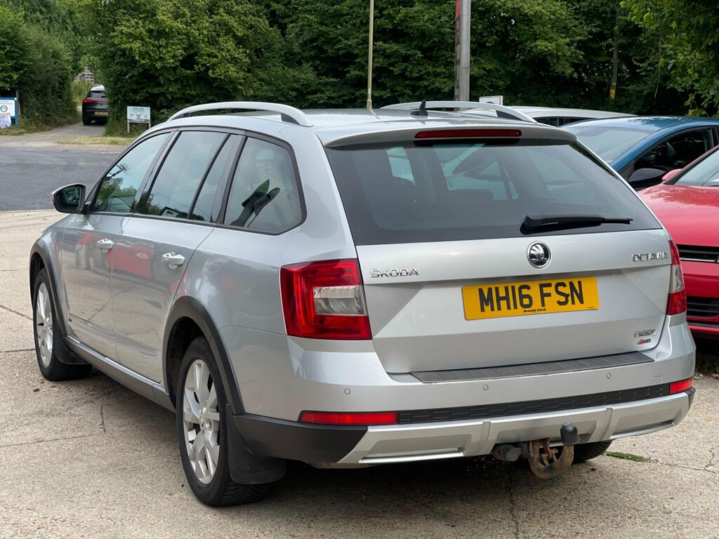 Skoda Octavia 2.0 Tdi Scout 4Wd Euro 6 Ss MH16FSN Silver #4