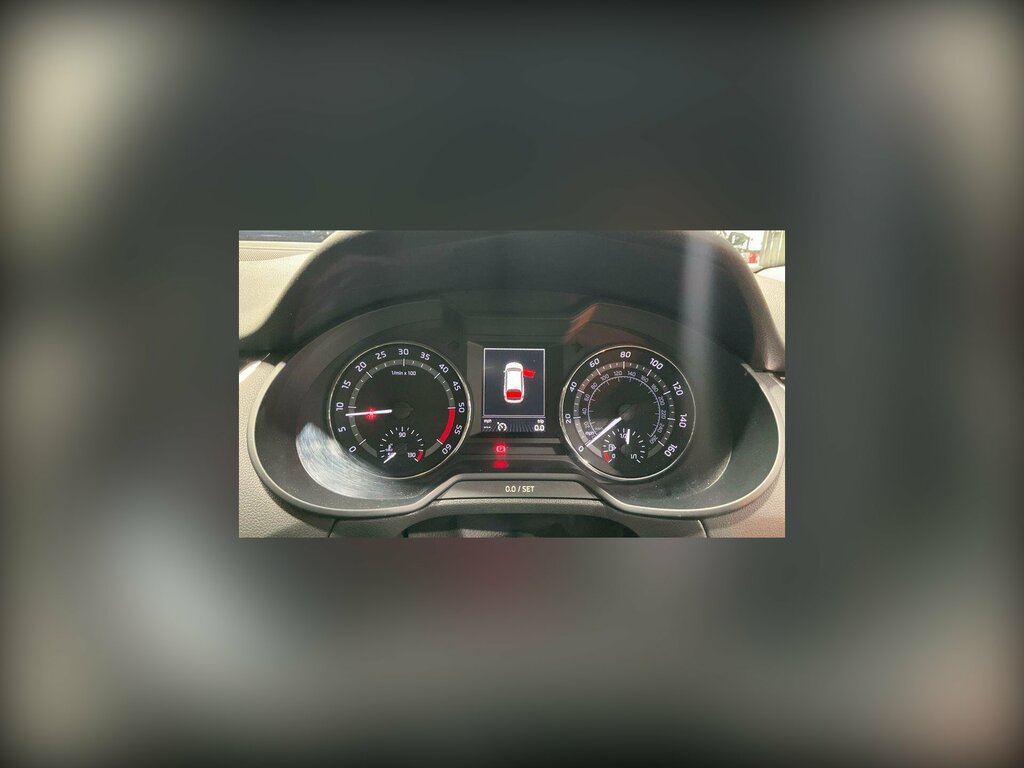 Skoda Octavia 2.0 Tdi Scout 4Wd Euro 6 Ss Silver #3