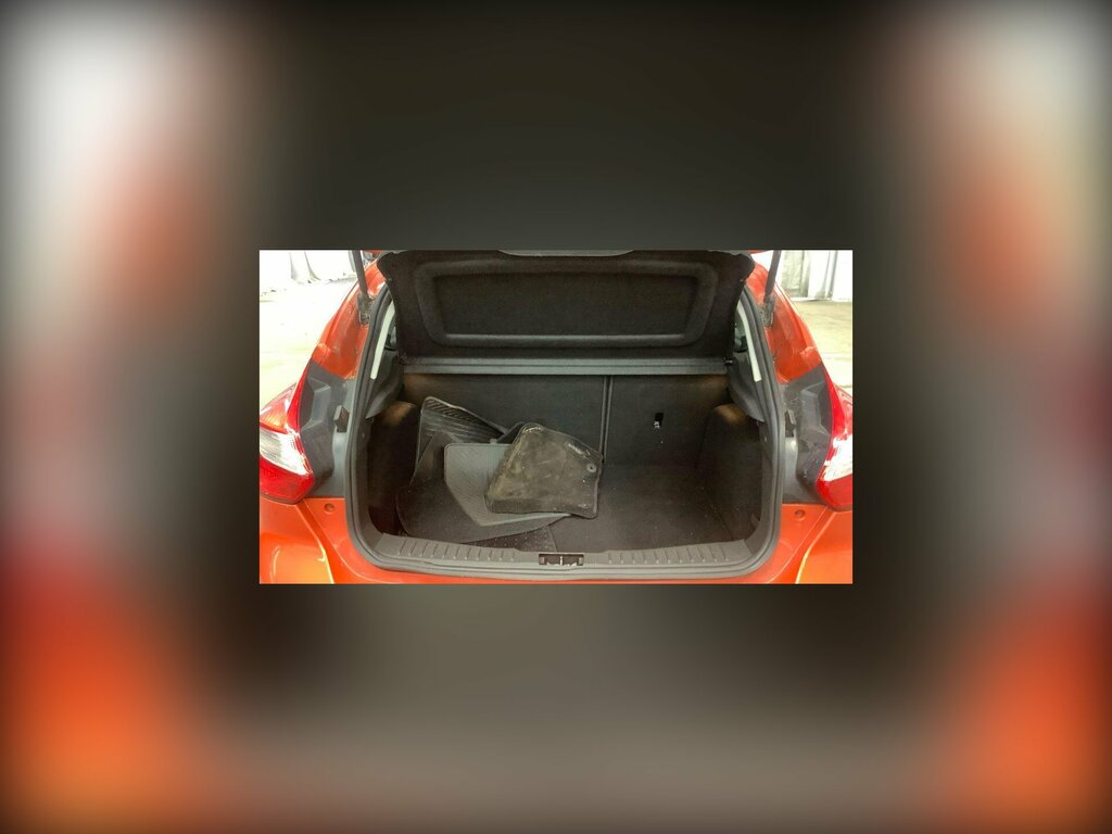 Ford Focus Hatchback 1.6  #1