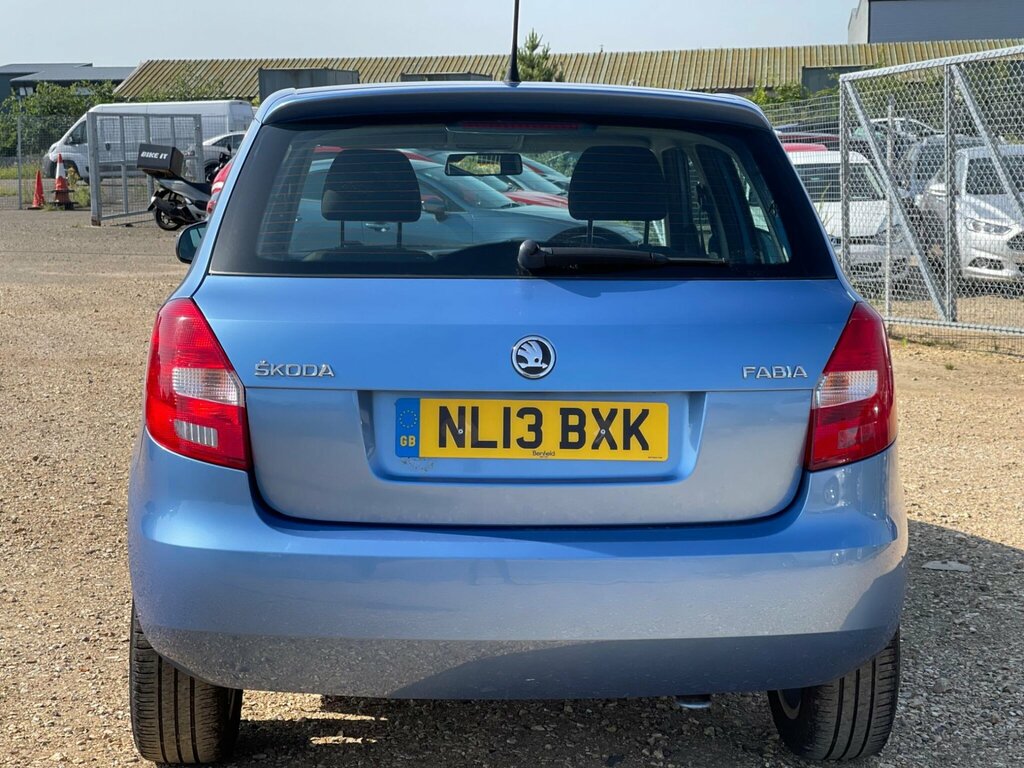 Skoda Fabia 1.6 Tdi Monte Carlo Tech Euro 5 Red #6