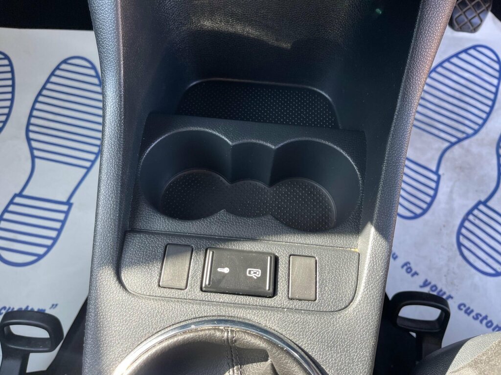 Skoda Fabia 1.6 Tdi Monte Carlo Tech Euro 5 Red #20