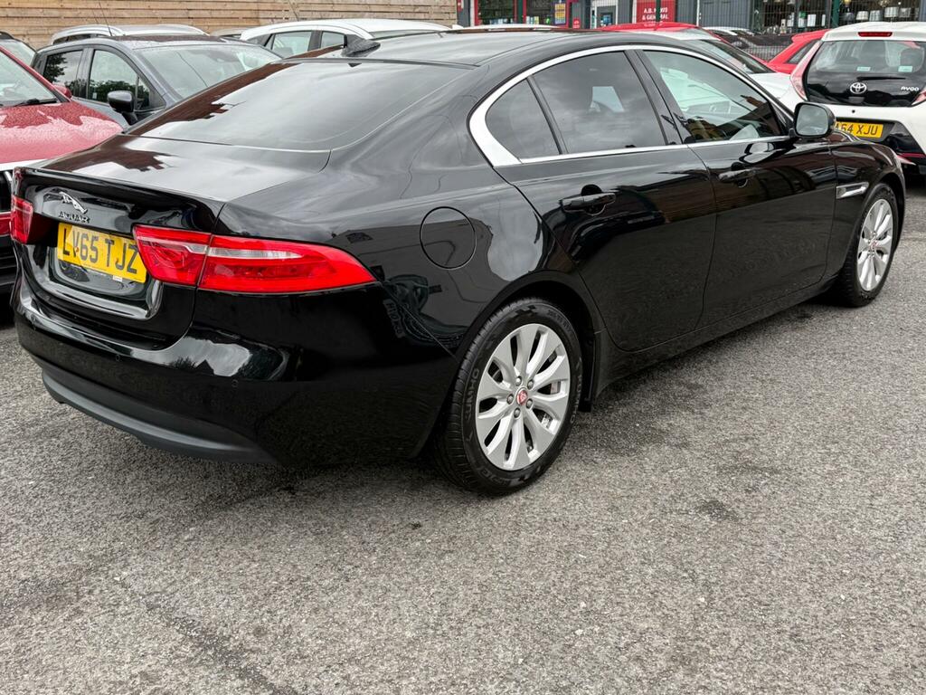 Jaguar XE Xe R-sport D White #7