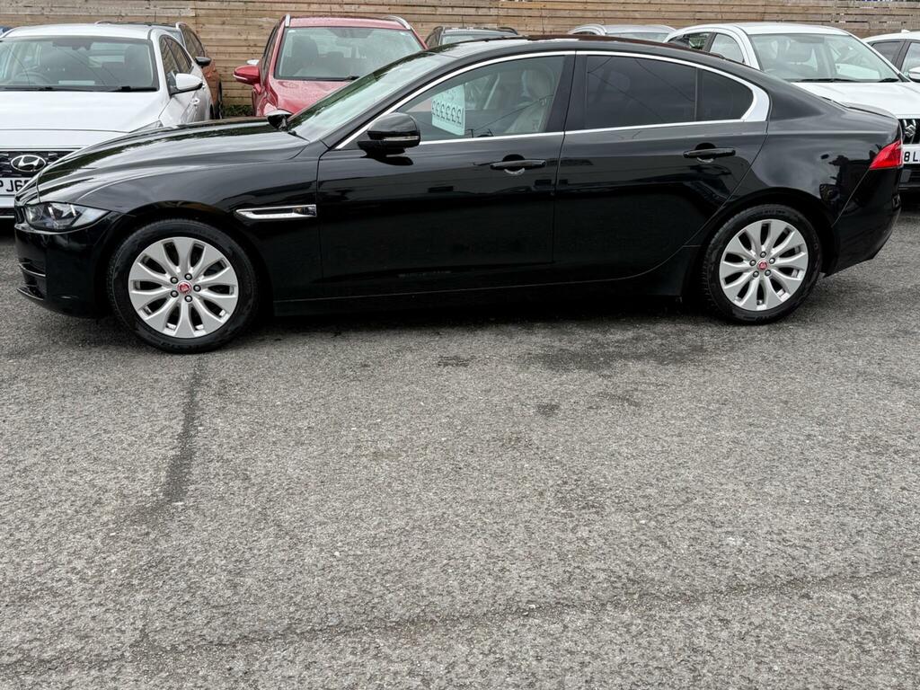 Jaguar XE Xe R-sport D White #10