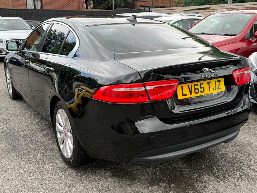 Jaguar XE Xe R-sport D White #4
