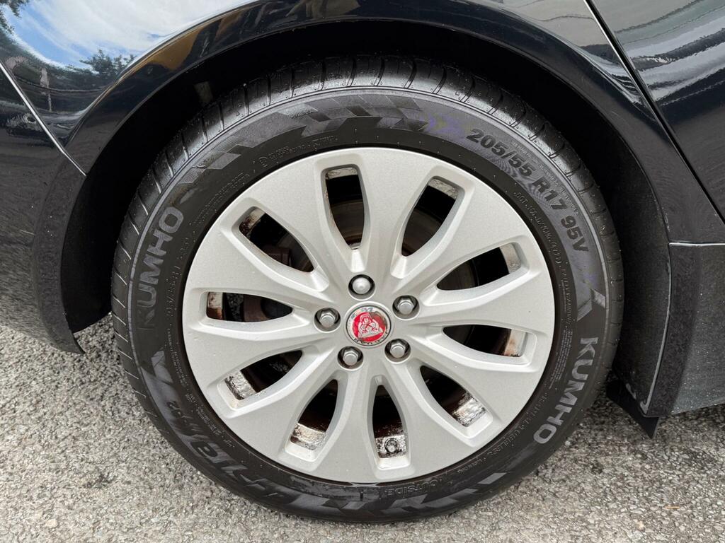 Jaguar XE Xe R-sport D White #13